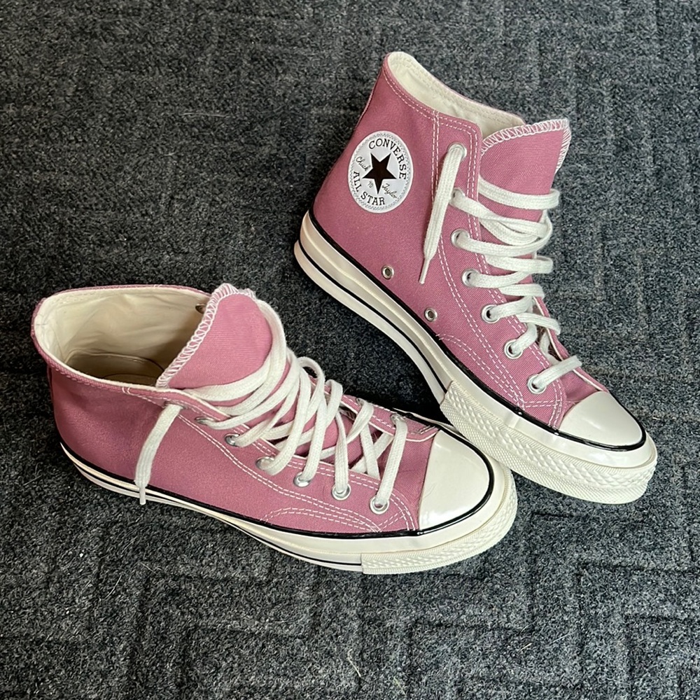 Converse Chucks 70’s - size 8W - EUC